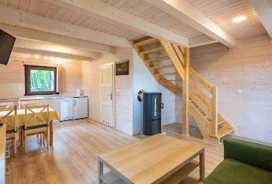 Harnaś - salon z aneksem kuchennym